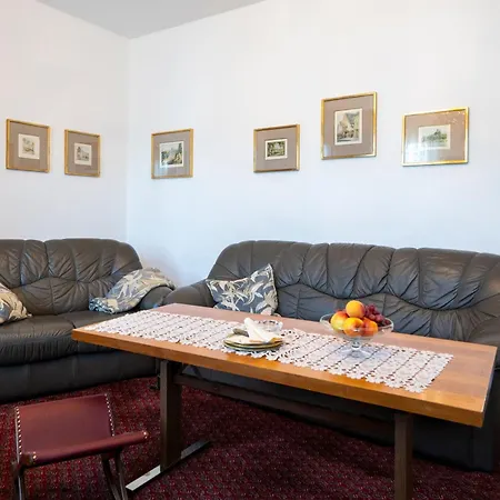 Wohnen Am Park Apartment *